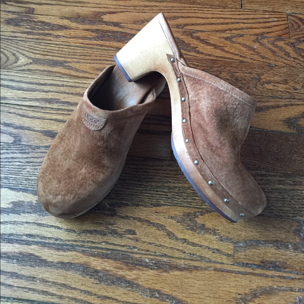 Ugg Suede Clogs